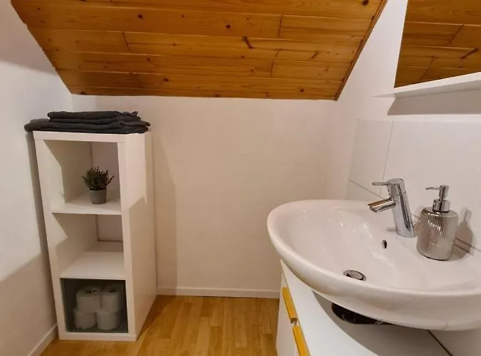 Larifari בית הארחה *