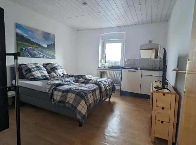 בית הארחה Larifari *